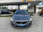 Volvo V40 2.0 D2 Momentum Geartronic - 3