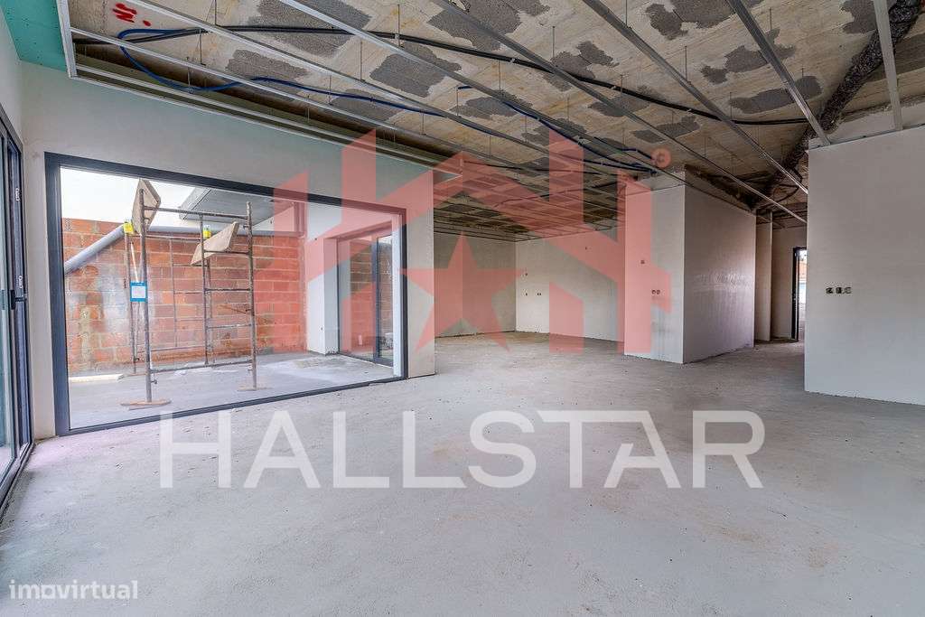 Moradia T3+1 Geminada / Em Construção / Leiria-15