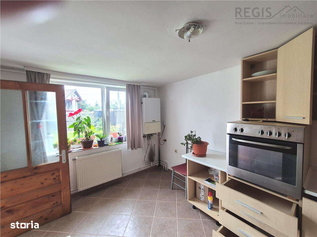 Casa individuala cu curte, 5 camere, cartier Noua - Imagine principală: 4/11