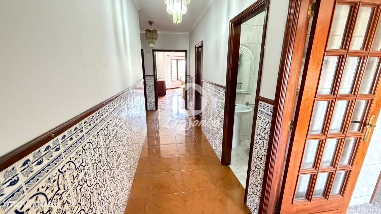 Apartamento T2 em Venda Nova  Rio Tinto com garagem box de 35m2 - Grande imagem: 4/15