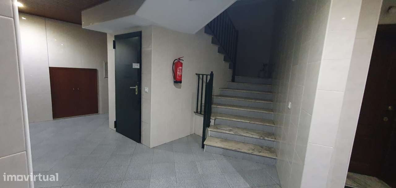 Apartamento T2 - Lomba-6