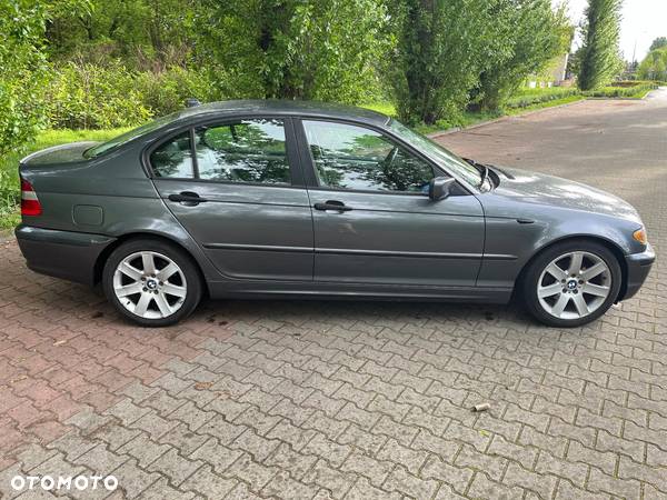 BMW Seria 3 320d - 14