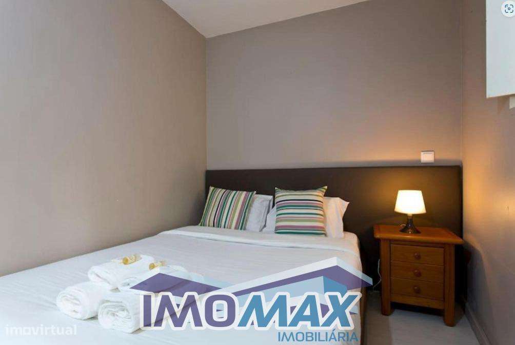 Apartamento T1+1 São Nicolau Porto-3
