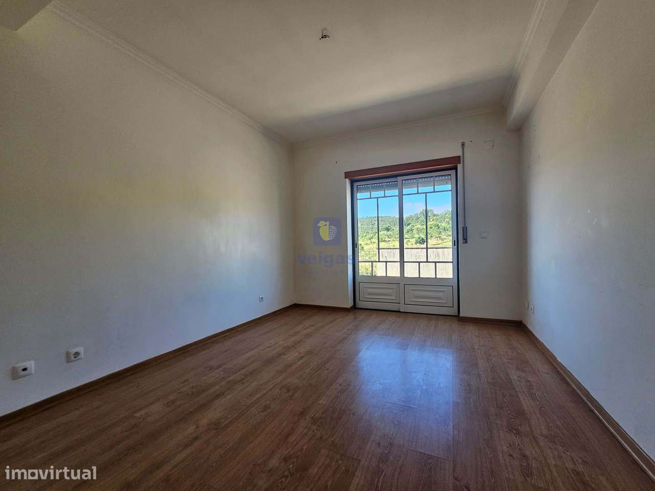 T2 com Terraço na Roliça-7