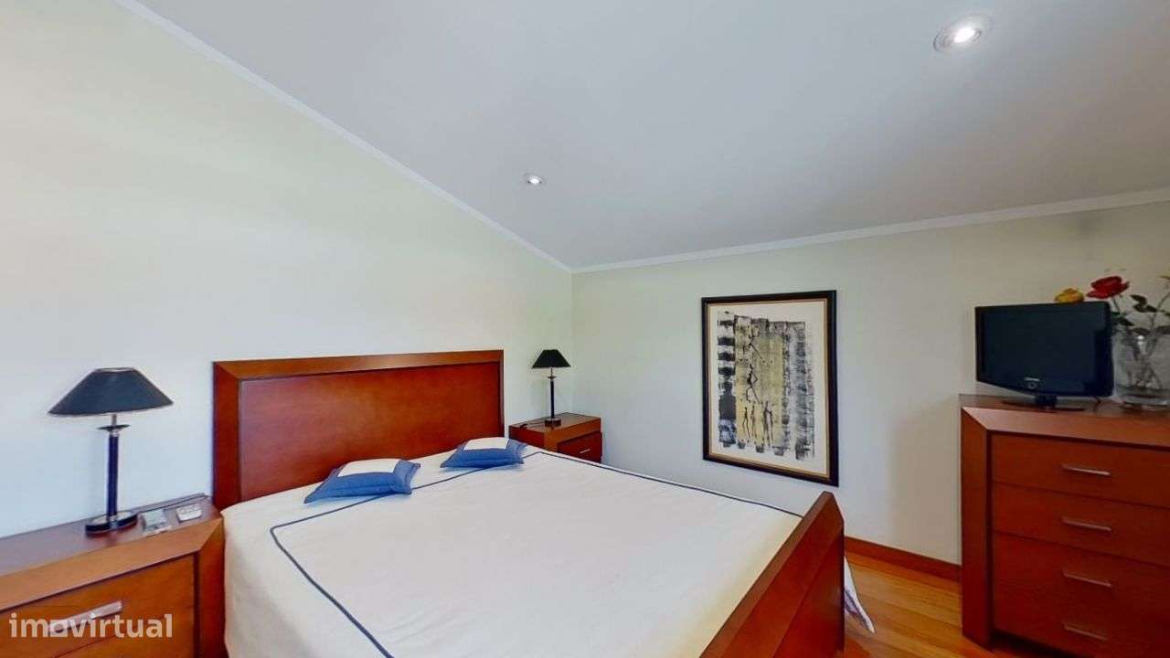 Moradia 4 Frentes | Piscina-12