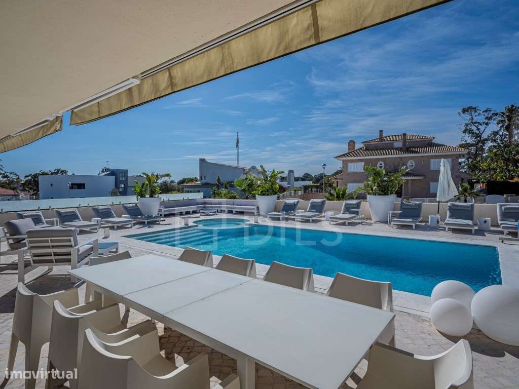 Moradia T6+1 em Soltróia, junto à praia, com piscina-13