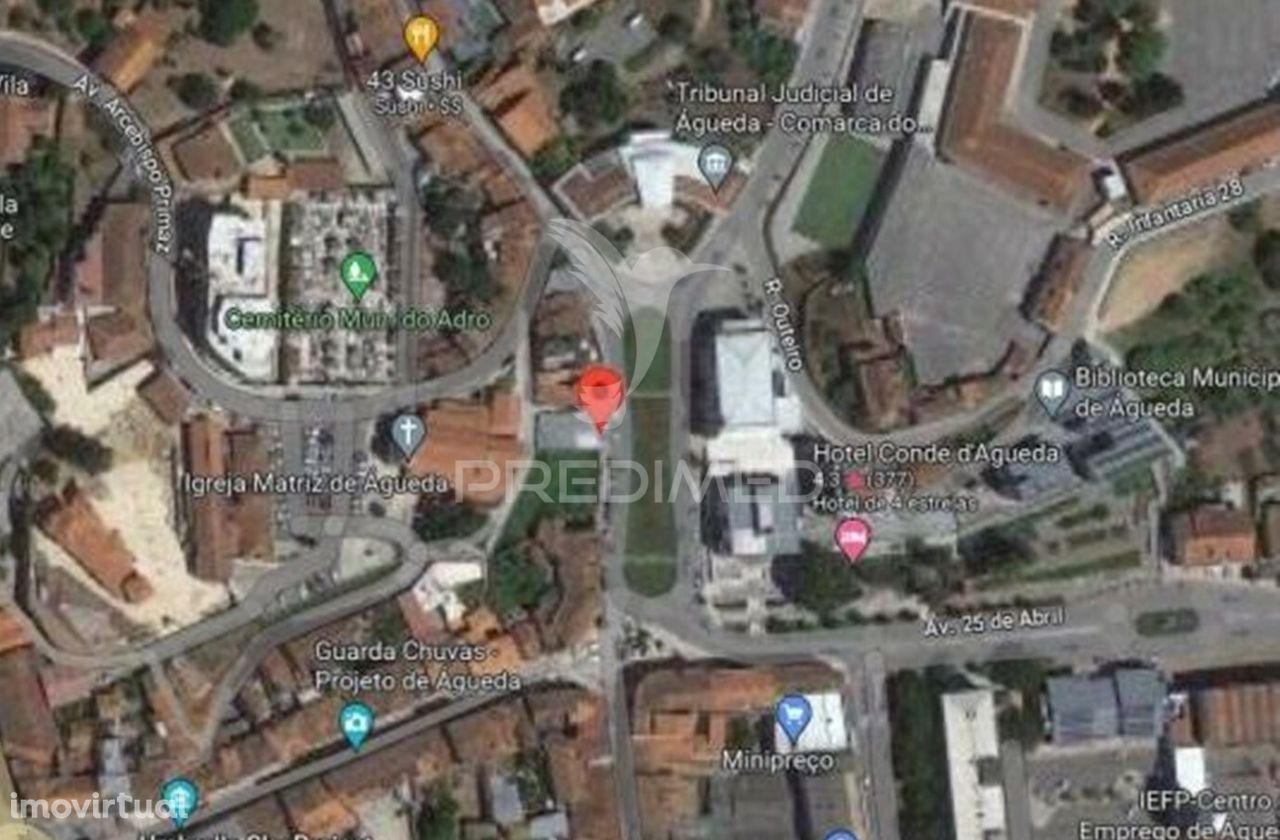 Loja: Espaco comercial / servicos de 2 pisos em Agueda
