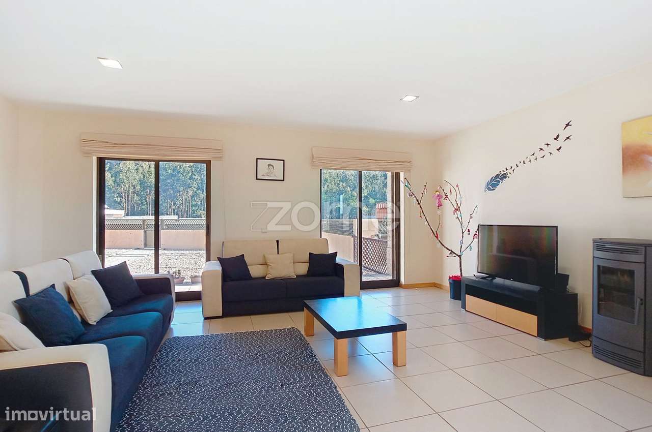 Excelente Moradia T5 + 1 em Vagos-14