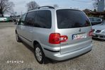 Volkswagen Sharan 1.9 TDI Comfortline - 8