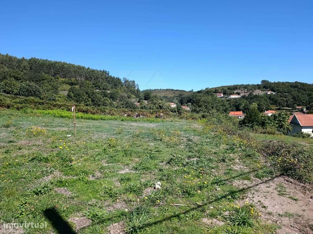 Terreno para Construção com 590 m²-5