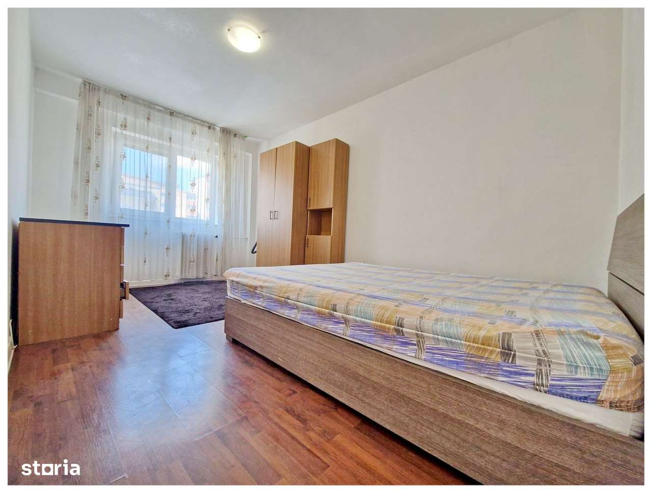 De Vanzare! Apartament 3 camere decomandat- str Zorilor-7