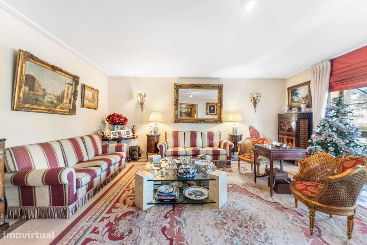 Apartamento T4 com piscina, Sete Rios, Lisboa - Grande imagem: 4/40