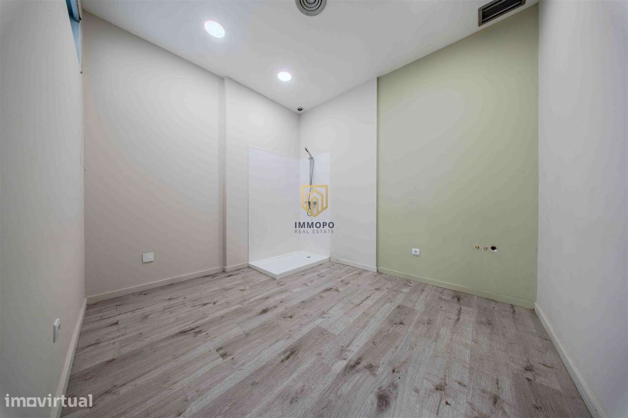 Loja , Porto, Matosinhos / Venda / 205.000€-14