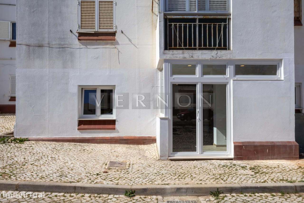 Apartamento T1 no R/Chão renovado no centro da cidade de Silves-5