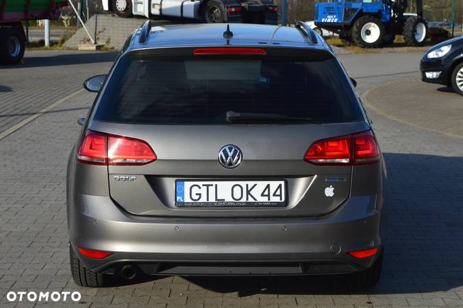 Volkswagen Golf - 4