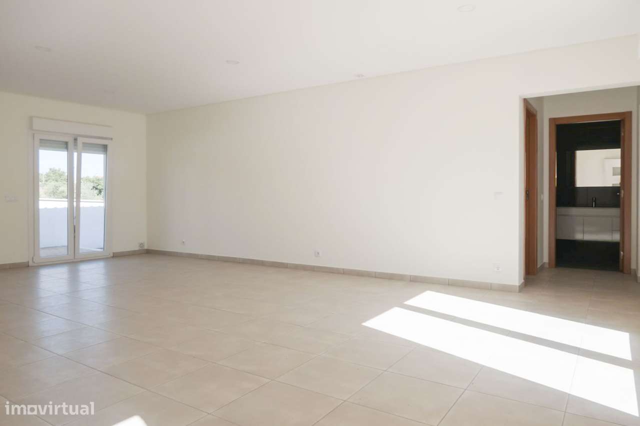 Moradia T3 Renovada - Fatima-9