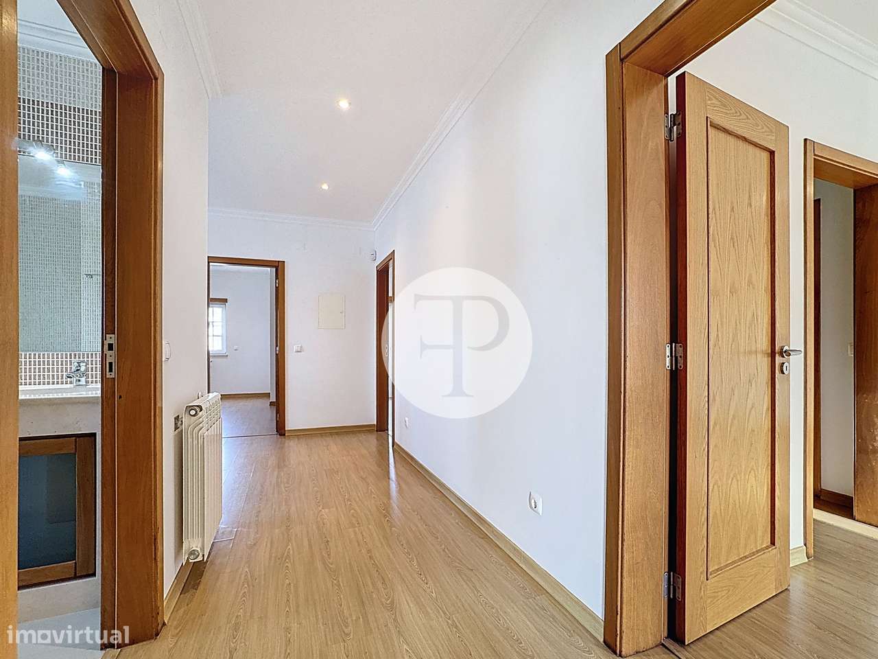 Moradia T5 com piscina no Nadadouro | 408 m² | Lote de 809 m²-37