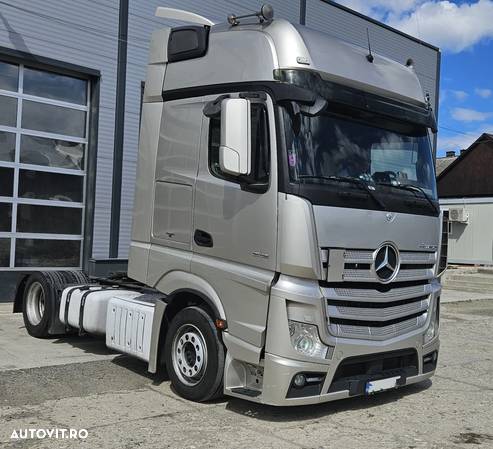 Mercedes-Benz 84 ACTROS - 2