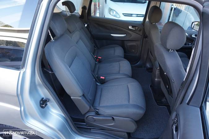 Ford S-Max 1.8 TDCi Trend 7L - 48