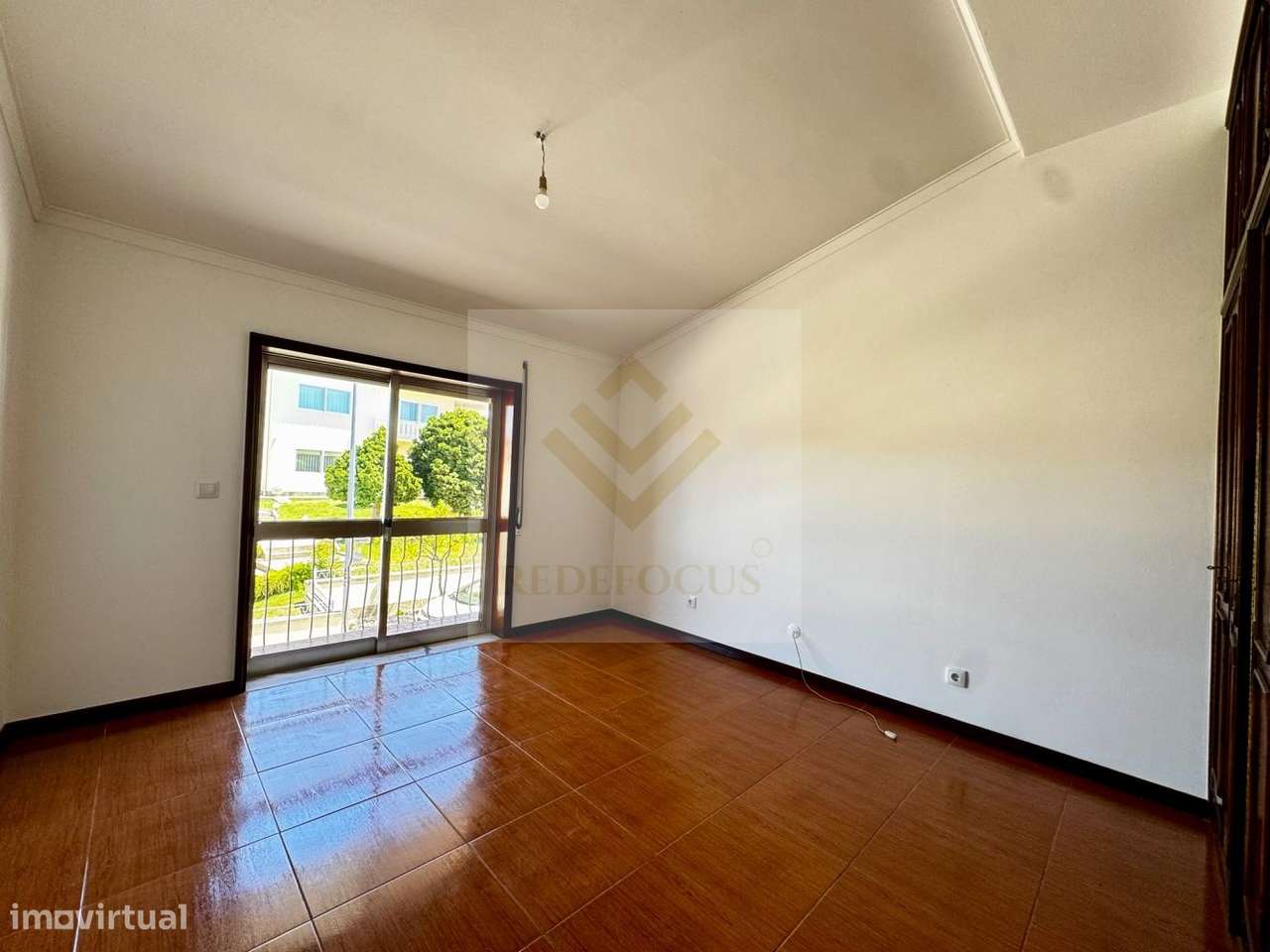 ​Moradia T3 Restaurada no Centro de Escapães-22