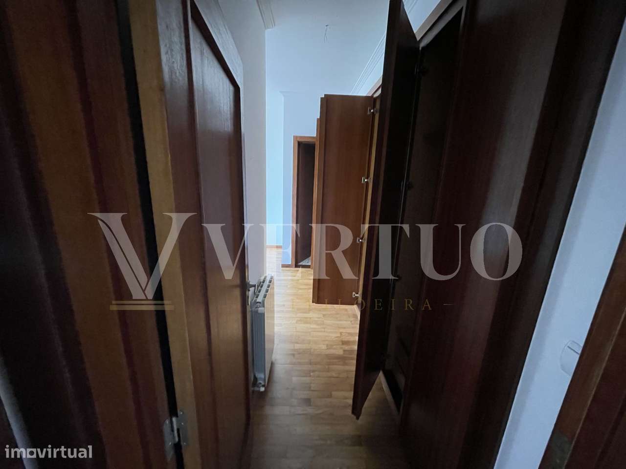 T4 em Moreira da Maia | 159 m² | 2 Garagens | Venda Judicial-43