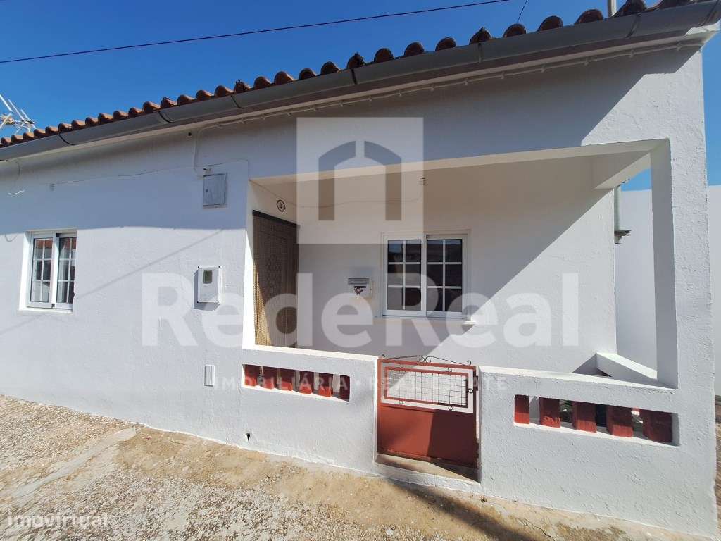 Moradia T2 tipica Algarvia com vista campo-29