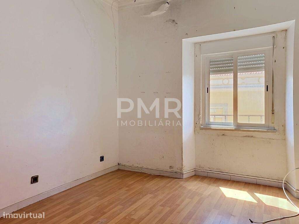 Apartamento T3 para remodelação-3