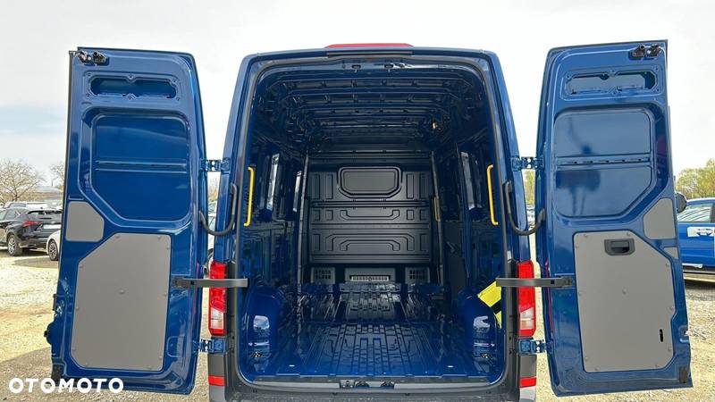 Volkswagen Crafter Furgon Automat OPTIMUM L3H3, 2.0TDI 140KM, 3640mm, Wysoki dach - 23