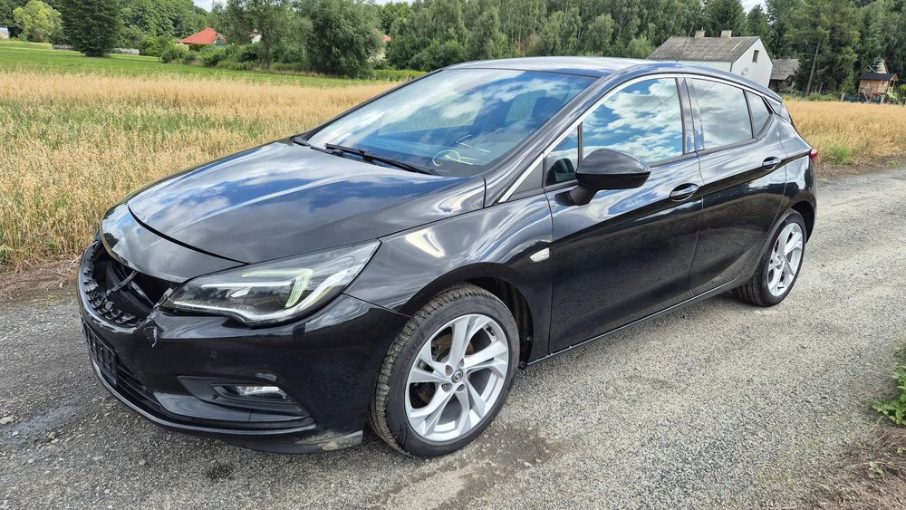 Opel Astra K (2015-2021) 1.4 Turbo Design Edition 2016