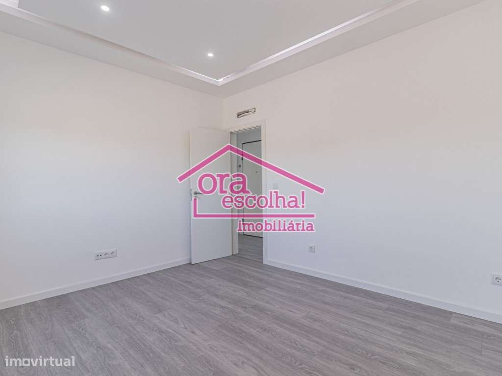 Apartamento T3, 1º andar em Remodelação Total, Paio Pires!-3