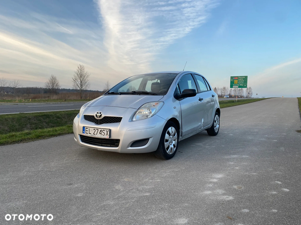 Toyota Yaris 1.4 D-4D Sol EU5 - 3