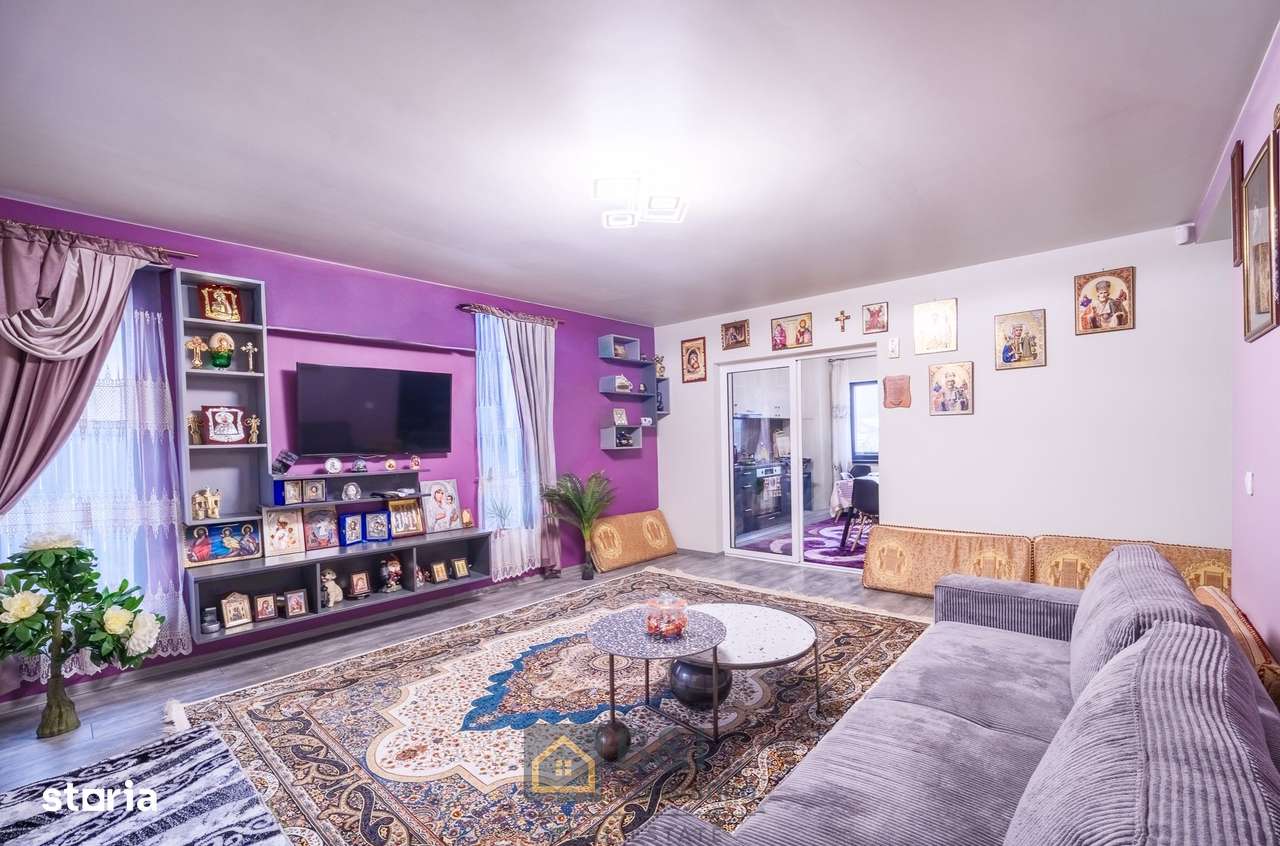 O casă construită responsabil, cu garaj si terasa imensa in Tomesti-14