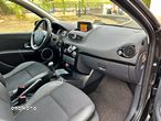 Renault Clio 1.2 16V 75 Night and Day - 15