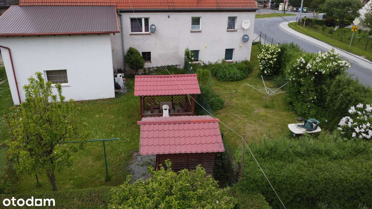 Duże mieszkanie 5 pokoi komórka garaż i ogródek altanka-17