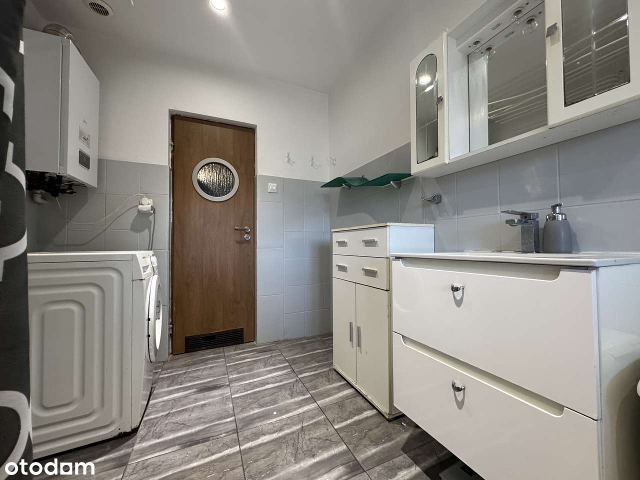 Dom 67m2,działka 450m2, wiata na 2 auta,  we wsi blisko Luborzyca-11