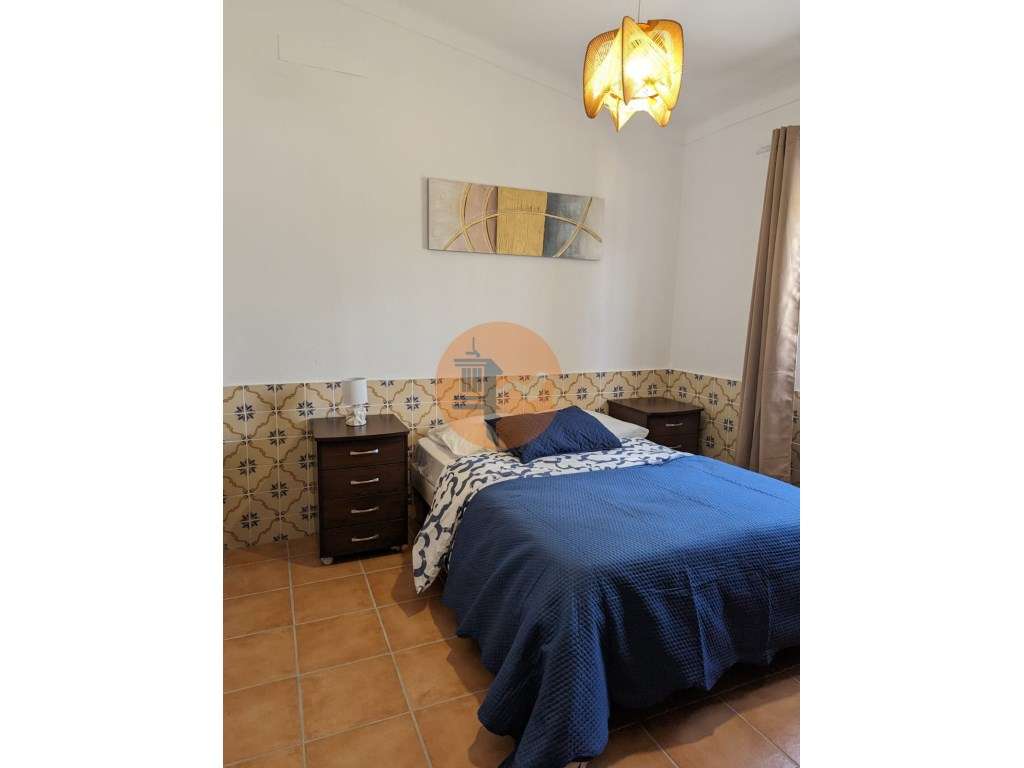 Moradia V3 com logradouro e terreno para arrendamento temporário a ... - Grande imagem: 5/19