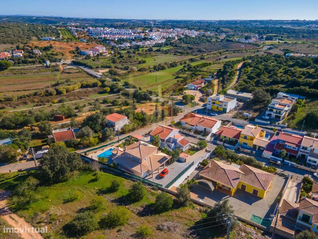 Moradia Isolada T3, com piscina, inserida em lote de 940m2, em Mexi...-9