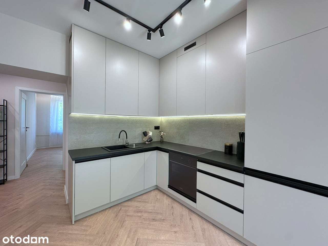 NOWE wykończone POD KLUCZ, 3 pokoje, 2 piętro, balkon, parking,schowek - Widok 3