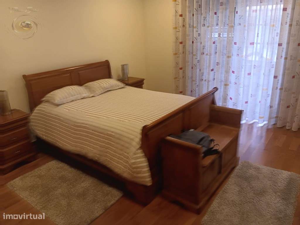 Moradia T3+1 com recheio.-37