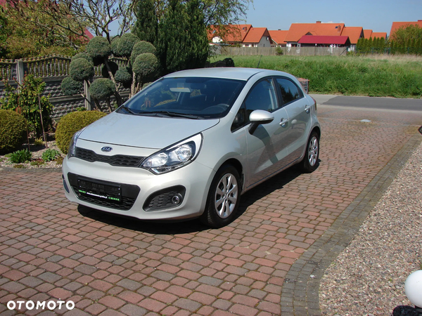 Kia Rio 1.4 CRDI 90 Platinum Edition - 2