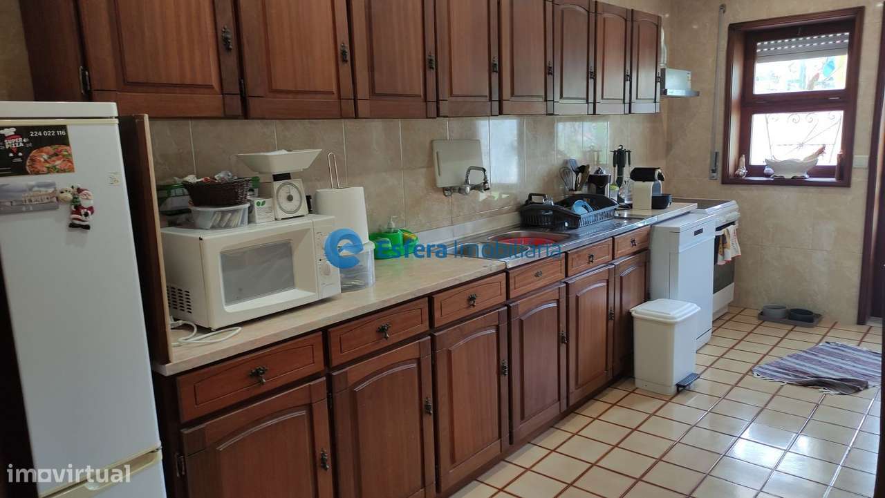 Moradia a 1 Km praia Miramar-9