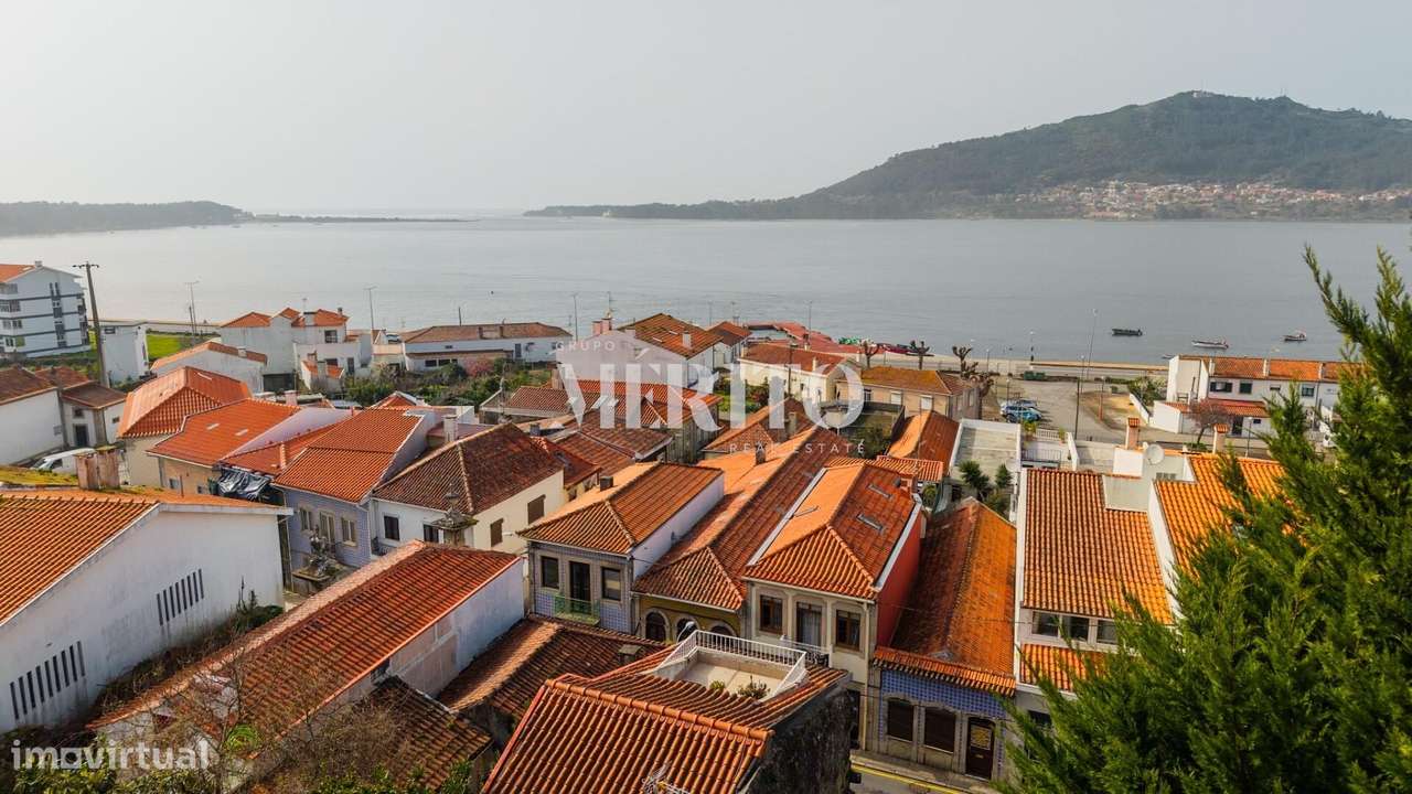 Moradia com Alojamento Local-43