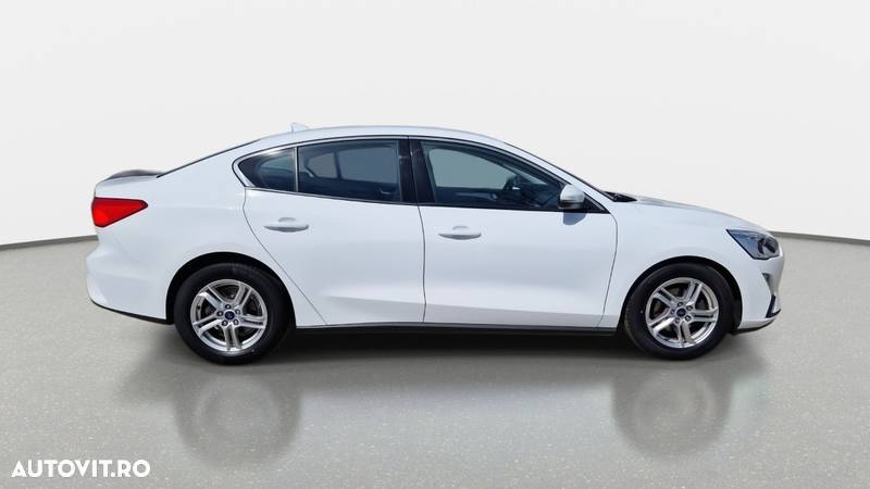 Ford Focus 1.0 EcoBoost Trend Edition - 4