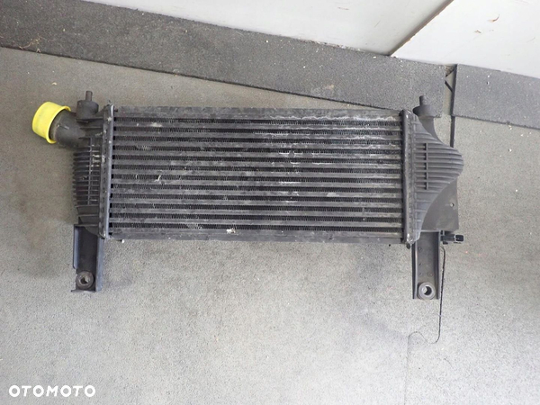 Chłodnica INTERCOOLER NISSAN NAVARA D40 2005- - 3