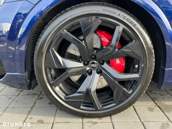 Audi RS Q8 - 9