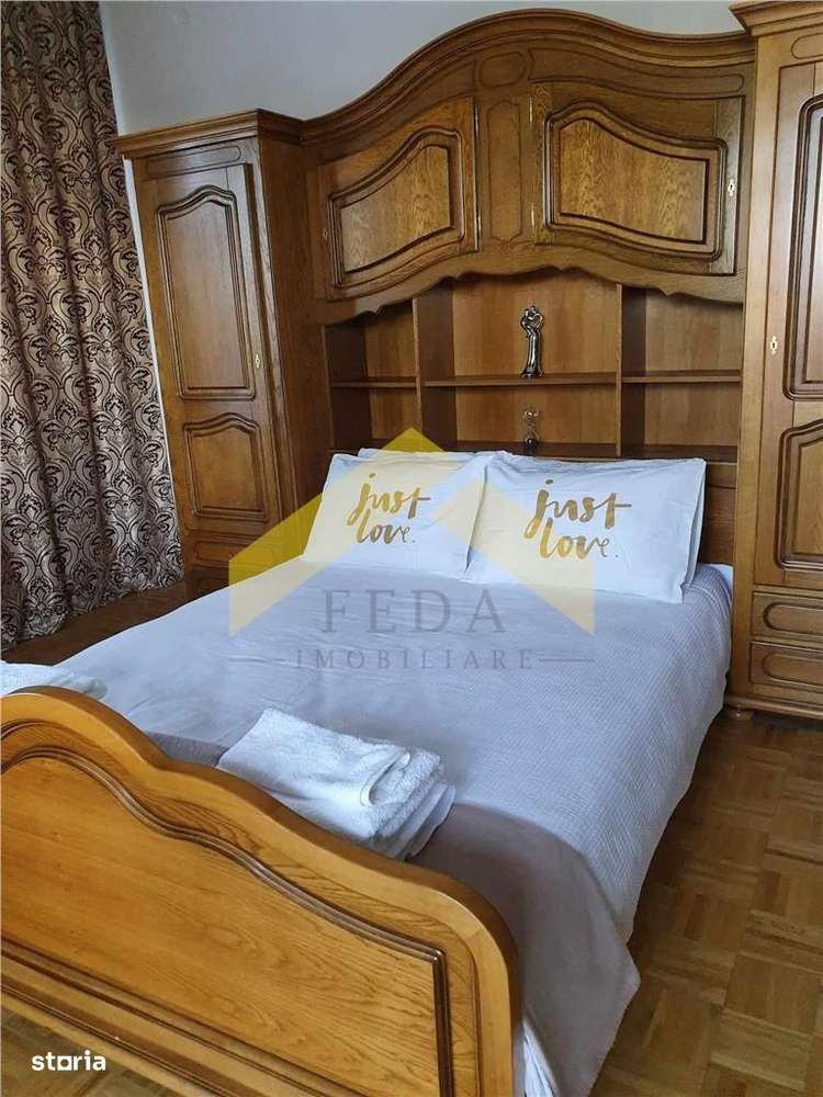 Casa pe colt cu teren de 2464 mp in ZONA MICALACA - Imagine principală: 3/20