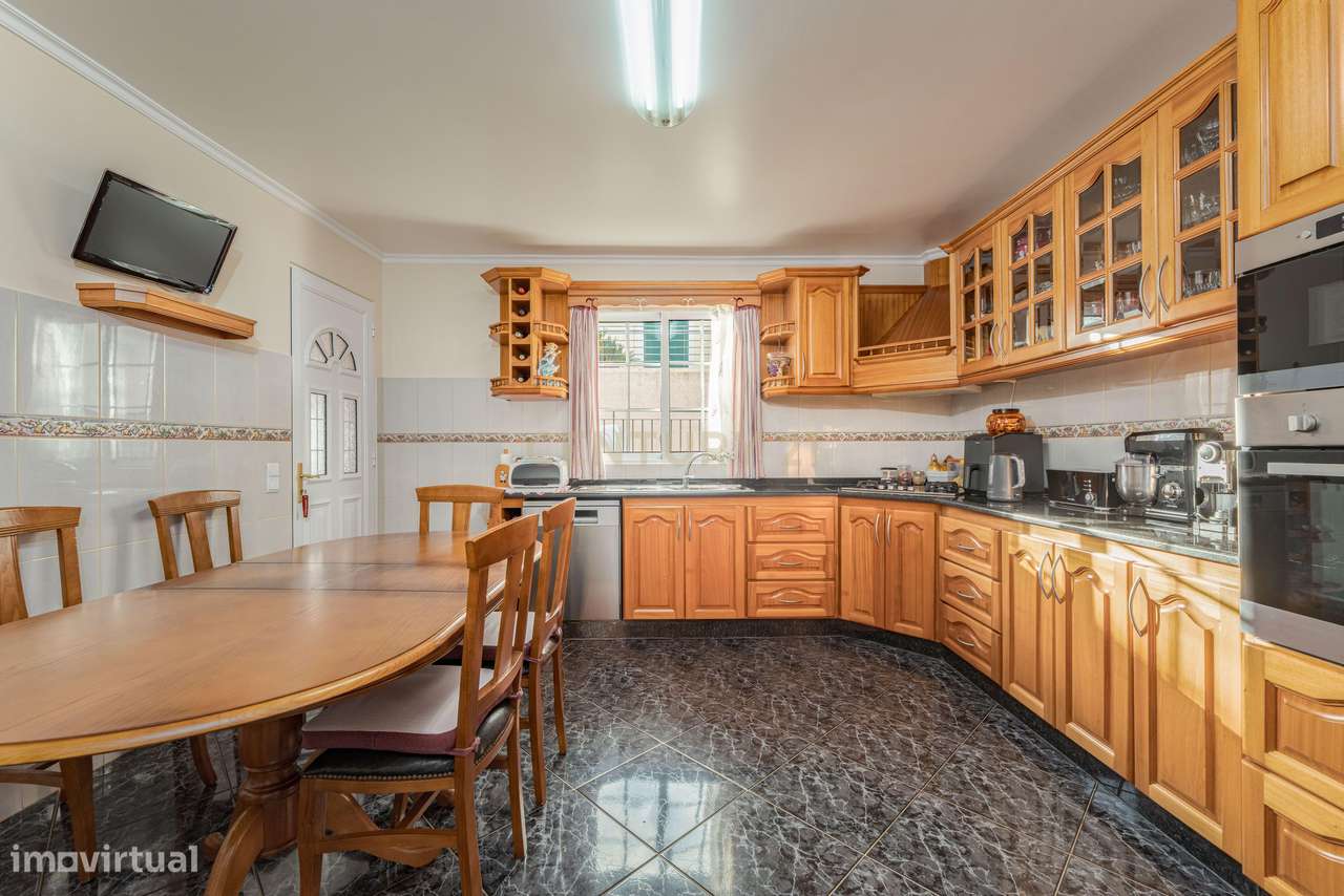 Moradia Clássica T3 com Sótão Habitável em Canhas, Ponta do Sol-24