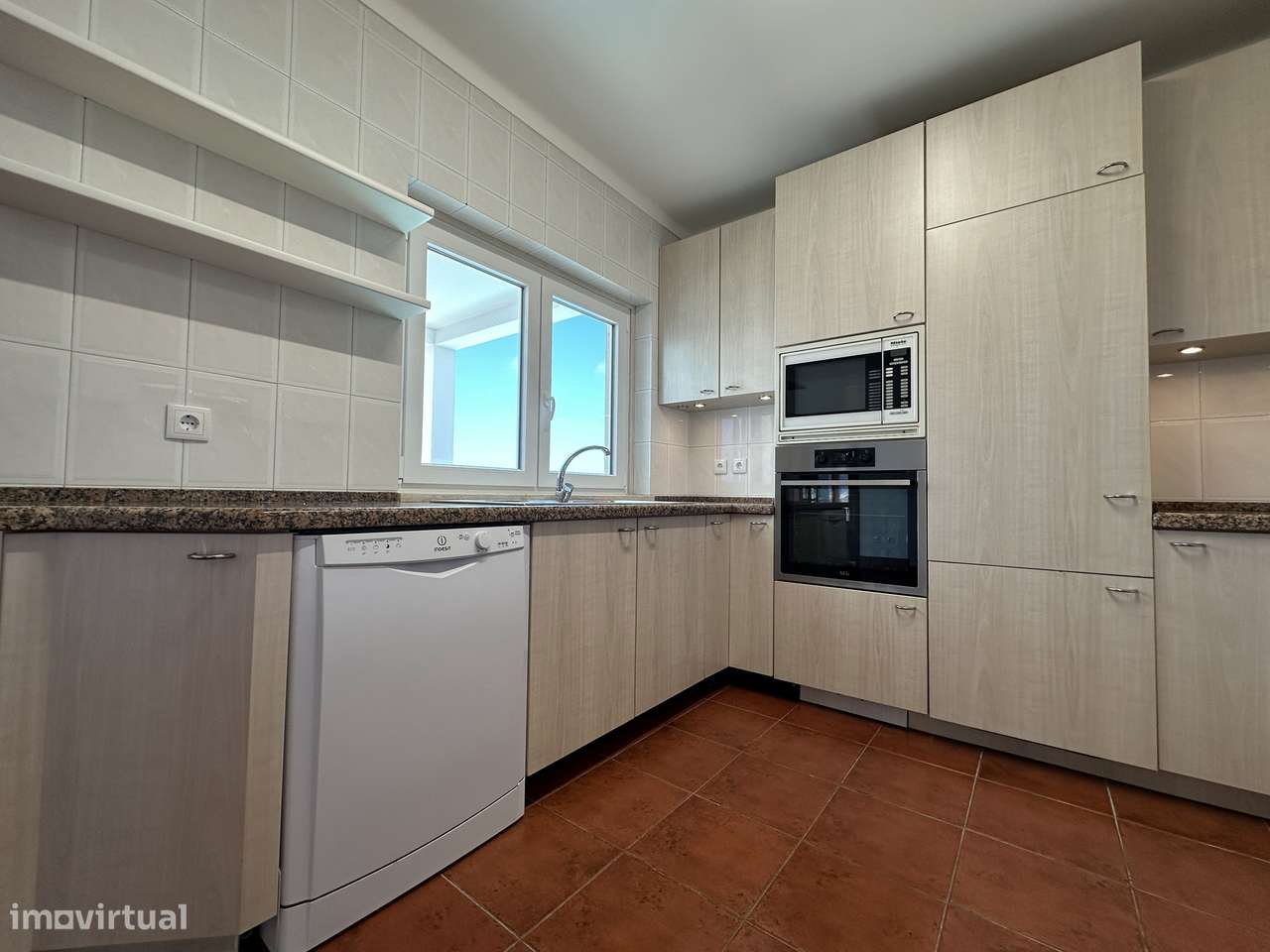 Moradia Isolada T3 com Piscina e Vista Mar na Ericeira-13