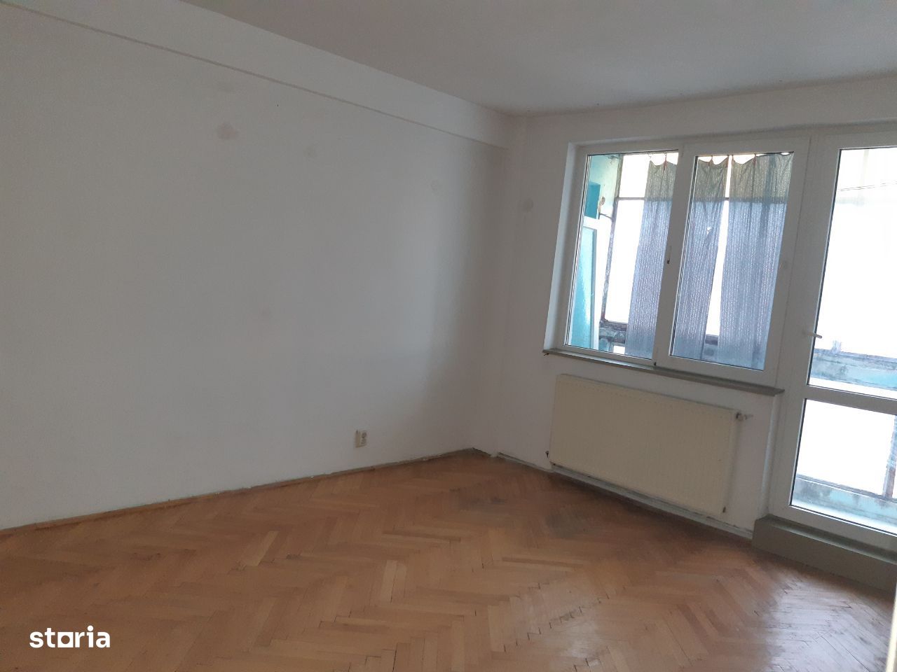 Apartament 2 camere, decomandat, Alexandru cel Bun- Piata Voievozilor