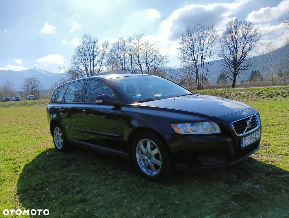 Volvo V50